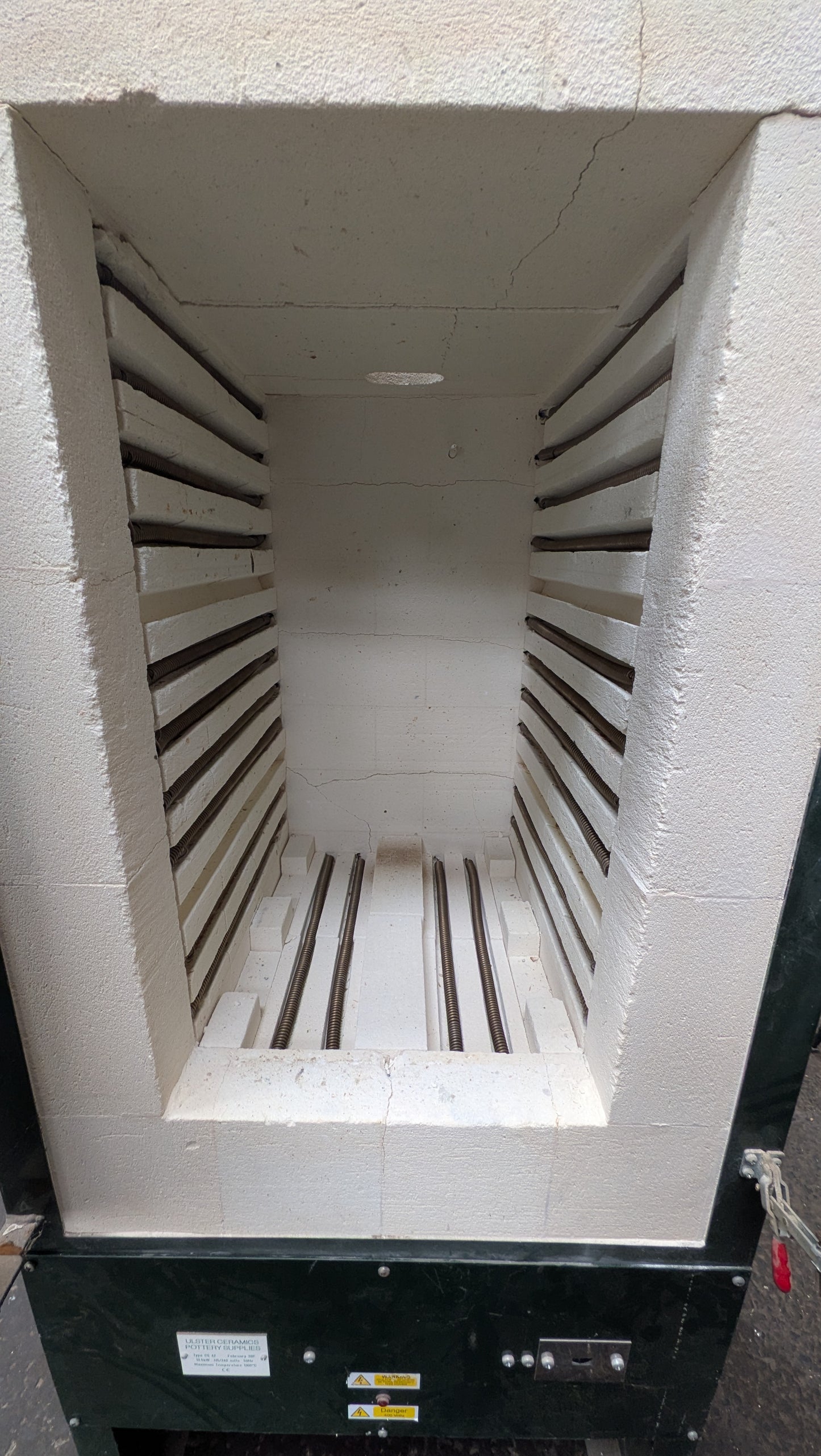 Second Hand UC College Front Loading Kiln 4.2 CU.FT