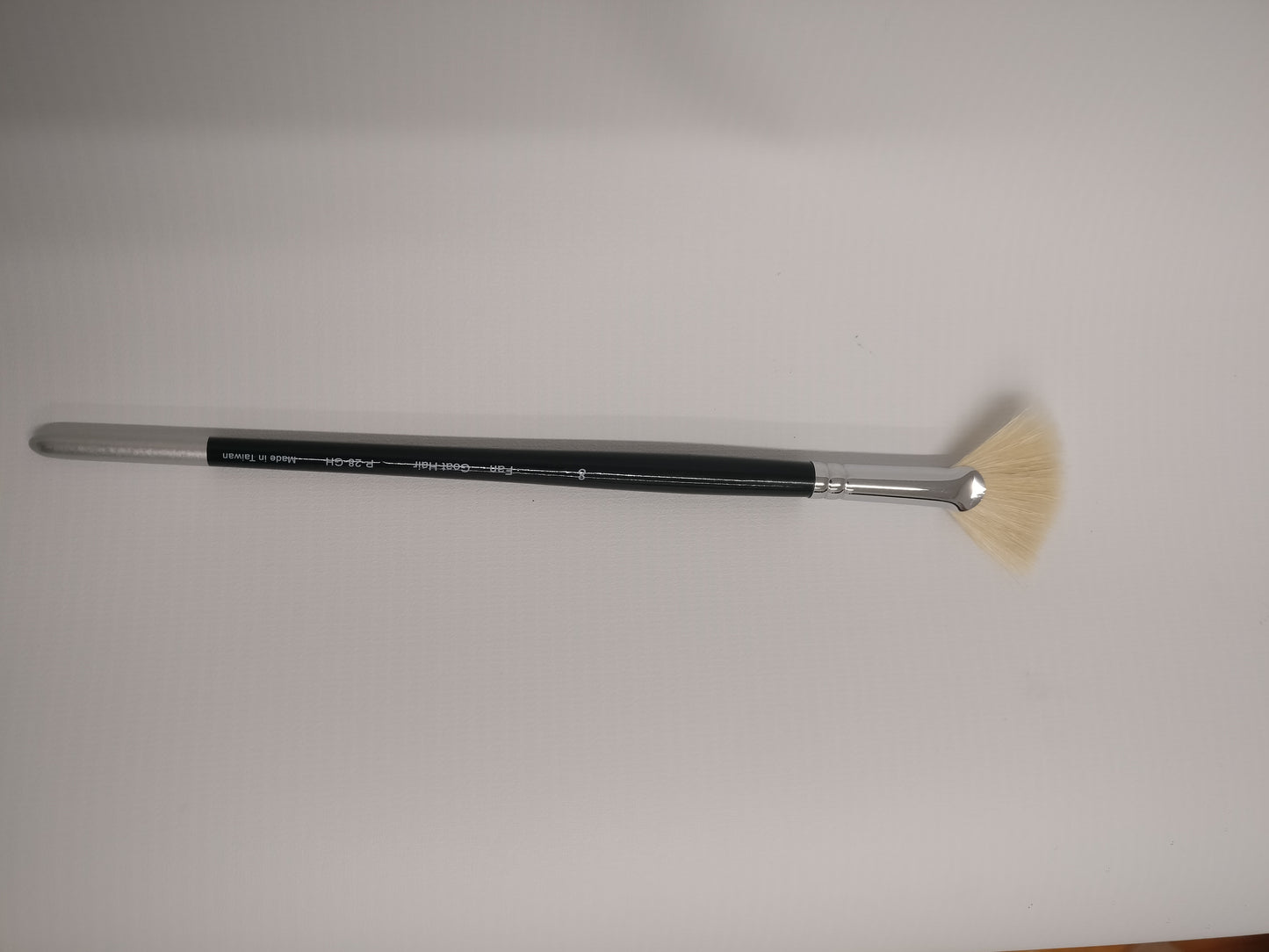 Fan Brush, Goat Hair Brush No. 8 (NEW)