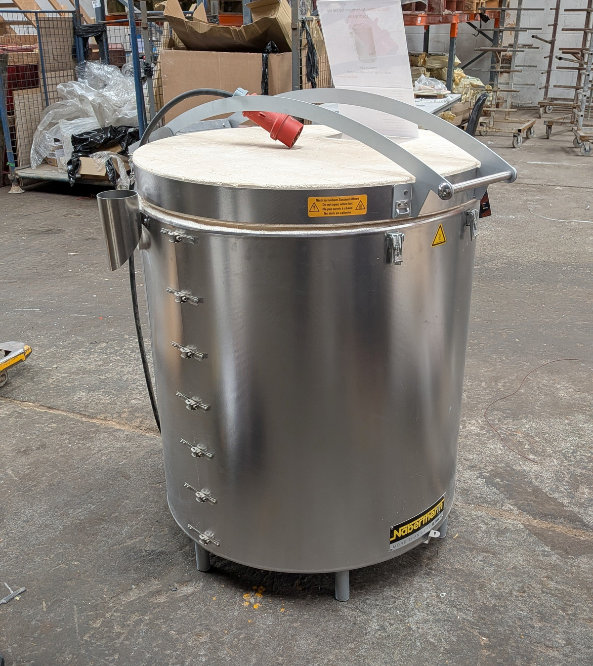 Nabertherm Top 190 Top Loading Kiln (SALE) - Included Furniture